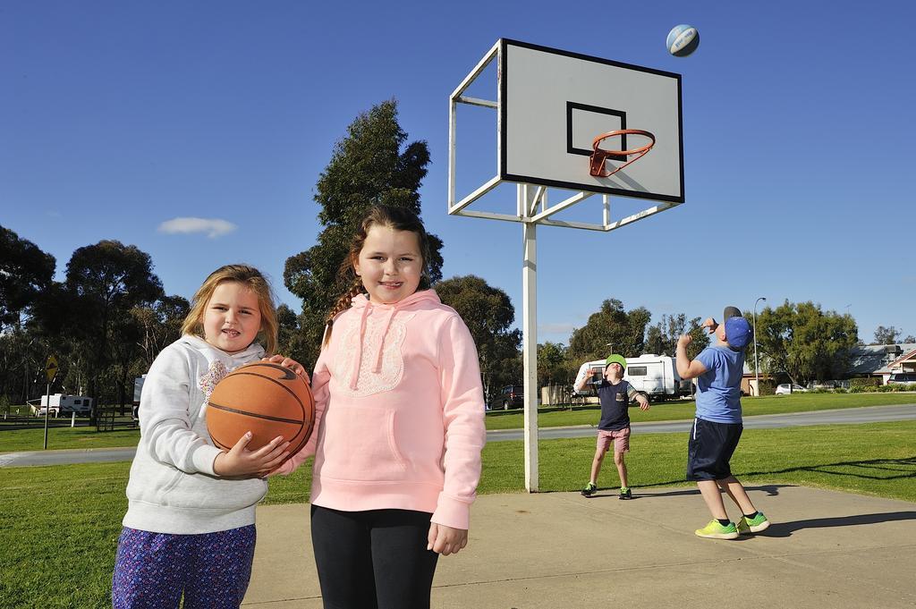 NRMA Echuca Holiday Park Ngoại thất bức ảnh
